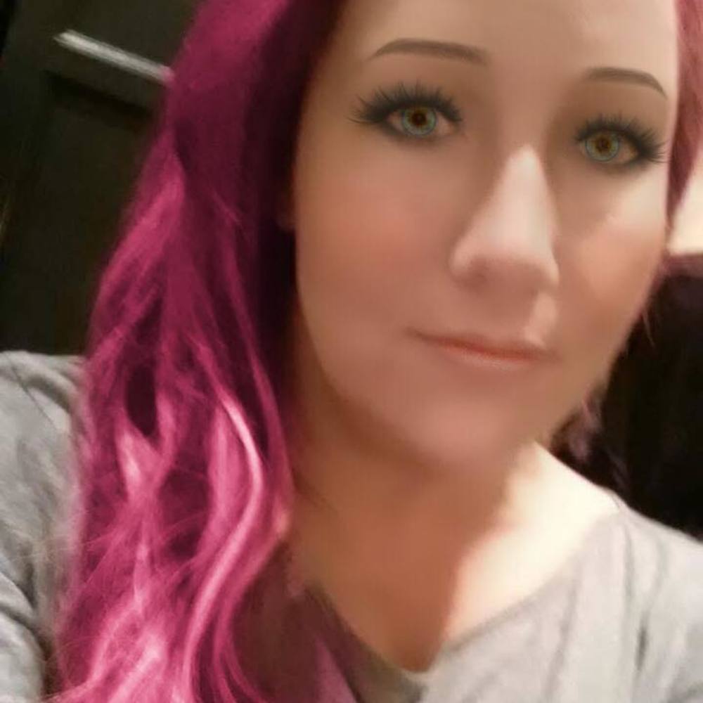 Meet your Posher, Angela